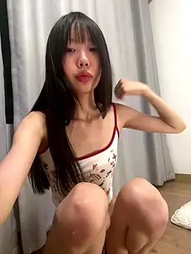 xinyu789のStripchatでライブポルノ配信