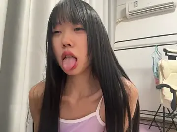 xinyu789のStripchatで無料ポルノカメラ