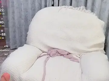 Eira-xueのStripchatでセックスカメラ