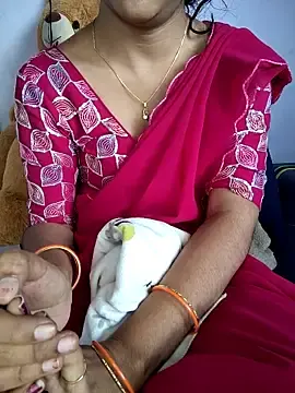 Telugu-Rowdy-pillaのStripchatでアダルトカメラ配信