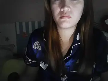 leamorenaのStripchatで最高のライブ配信