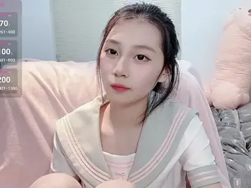 lris-BeautyのStripchatで高画質ウェブカメラ