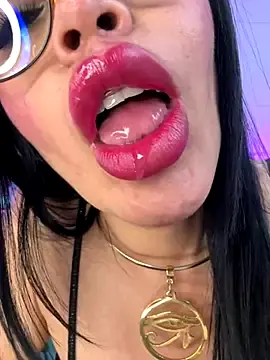 KarolRubi1のStripchatでアダルトカメラ配信