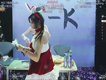 SK-001のStripchatでアダルトカメラ配信