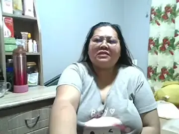 hornyKENDAHのStripchatで無料ライブポルノ