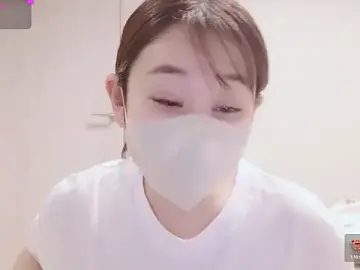 Mamu_Mamu_のStripchatでライブポルノ配信