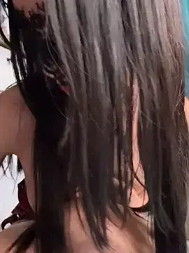 Windyy-trinhのStripchatで今すぐ視聴可能なセックスカム