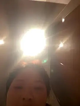 Mia-77のStripchatでセックスカメラ