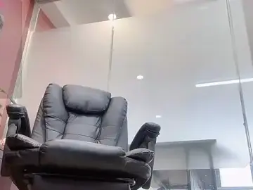 Maneki-nekooのStripchatでヌードカメラ