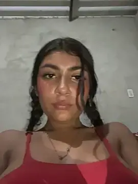 Sweed-virgin-pussyのStripchatでセックスチャット