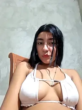 Sweed-virgin-pussyのStripchatでライブチャット