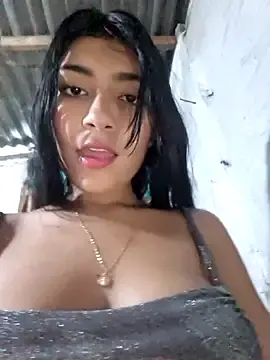 Sweed-virgin-pussyのStripchatで高画質ウェブカメラ