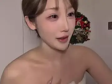 Eve36936のStripchatでセックスカメラ