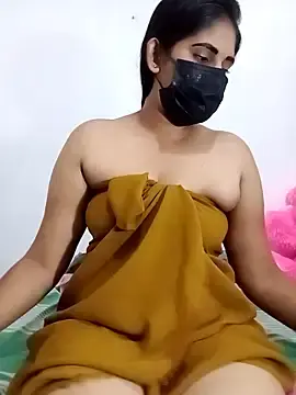 SLZAARAのStripchatでライブセックス映像