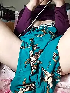 LisaaSEXXYのStripchatでアダルトカメラ配信