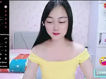 Elvira_babyのStripchatでライブチャット