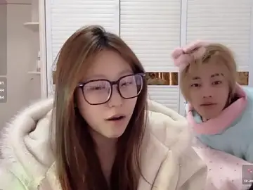 jiajia_zのStripchatでセックスチャット