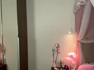 FridaAabergのStripchatで無料ライブポルノ