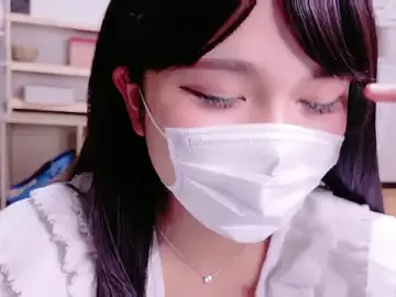 Noa_chan_o0のStripchatで今すぐ視聴可能なセックスカム