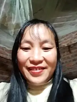 miss-suのStripchatでライブセックス映像