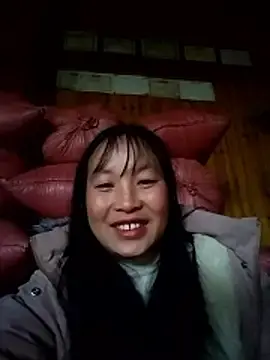 miss-suのStripchatで人気のアダルト配信