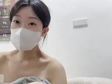 ni_ni01のStripchatで今すぐ視聴可能なセックスカム