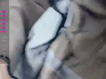 ni_ni01のStripchatでアダルトビデオチャット