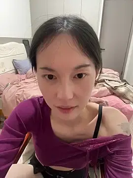 DD-52のStripchatで今すぐ視聴可能なセックスカム