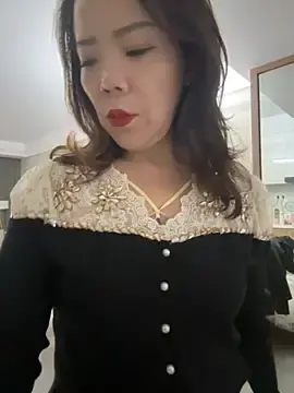 anna_2024のStripchatでプライベートチャット