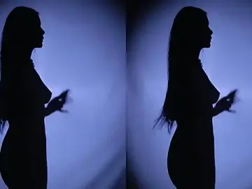 CM---001のStripchatでアダルトビデオチャット