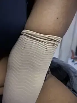 NethuQueenのStripchatでプライベートチャット
