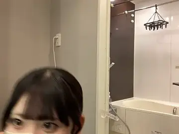 shina_mo_n_chのStripchatで無料ライブポルノ