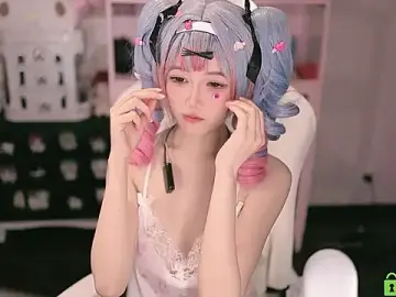 nide_xiaogouのStripchatでヌードカメラ