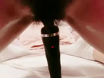 yukinA_xoxoのStripchatで今すぐ視聴可能なセックスカム