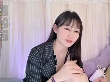 BoxedGyre-のStripchatで無料ポルノカメラ