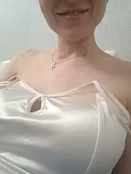 JuliBant666のStripchatで最高のライブ配信