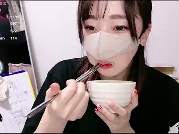 Rio_chan_のStripchatで人気のアダルト配信