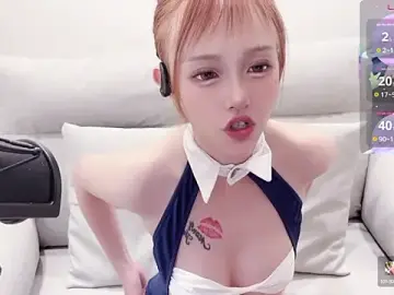 Yucheng_920babyのStripchatでセックスチャット