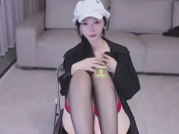 Bella-999のStripchatでプライベートチャット