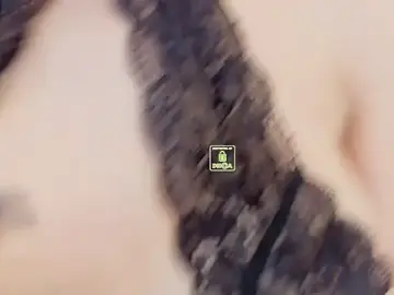 Bella-999のStripchatでライブセックス映像