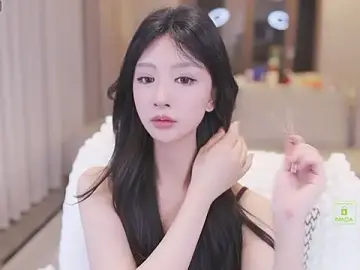 Bella-999のStripchatでセックスチャット