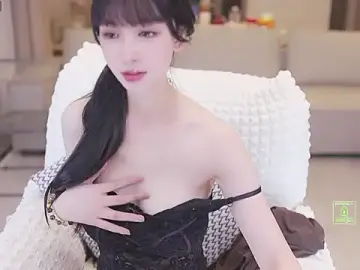 Bella-999のStripchatでライブポルノ配信