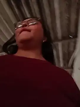 Dirty-Momm-Divorced-HotのStripchatで人気のアダルト配信