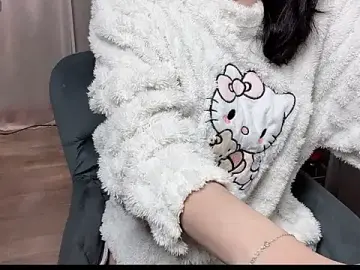 _Xuka_のStripchatで高画質ウェブカメラ