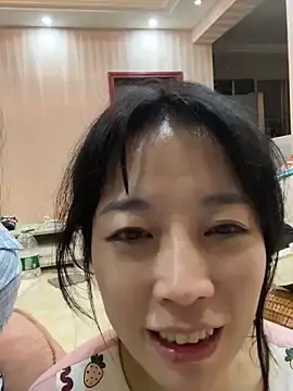 yourkeerのStripchatで無料ポルノカメラ