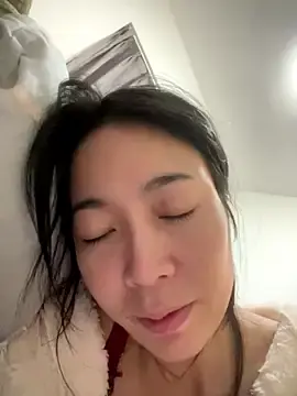 yourkeerのStripchatでアダルトカメラ配信