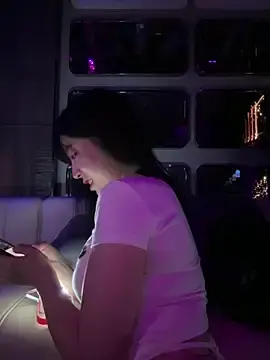 yourkeerのStripchatで最高のライブ配信