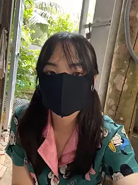 Serena_lovely24のStripchatでセックスカメラ
