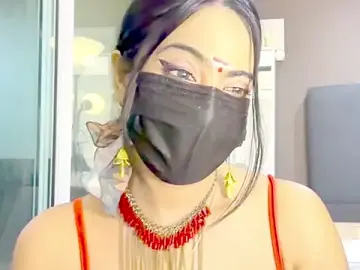 Monalisa_DonのStripchatでプライベートチャット