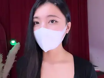 _OursweethoneymoonのStripchatで人気のアダルト配信